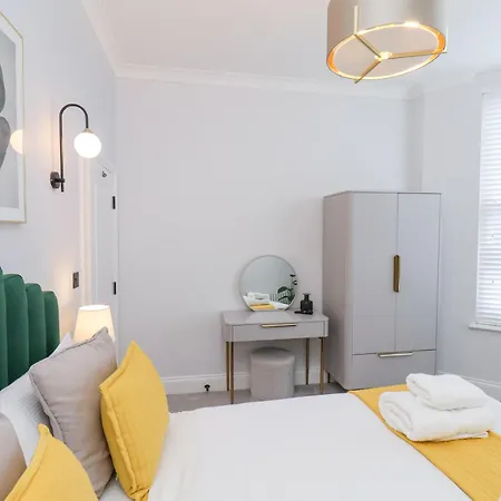 The Salisbury Sleeps 4 Classic Lägenhet Scarborough